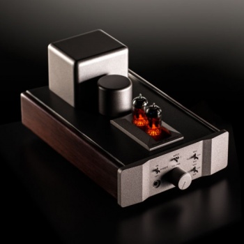 Musical Surroundings Fosgate Signature Tube Headphone Amplifier